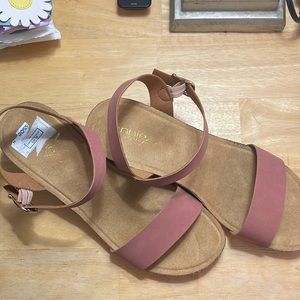 Annie Comfort Pink Wedge Sandals Size 11